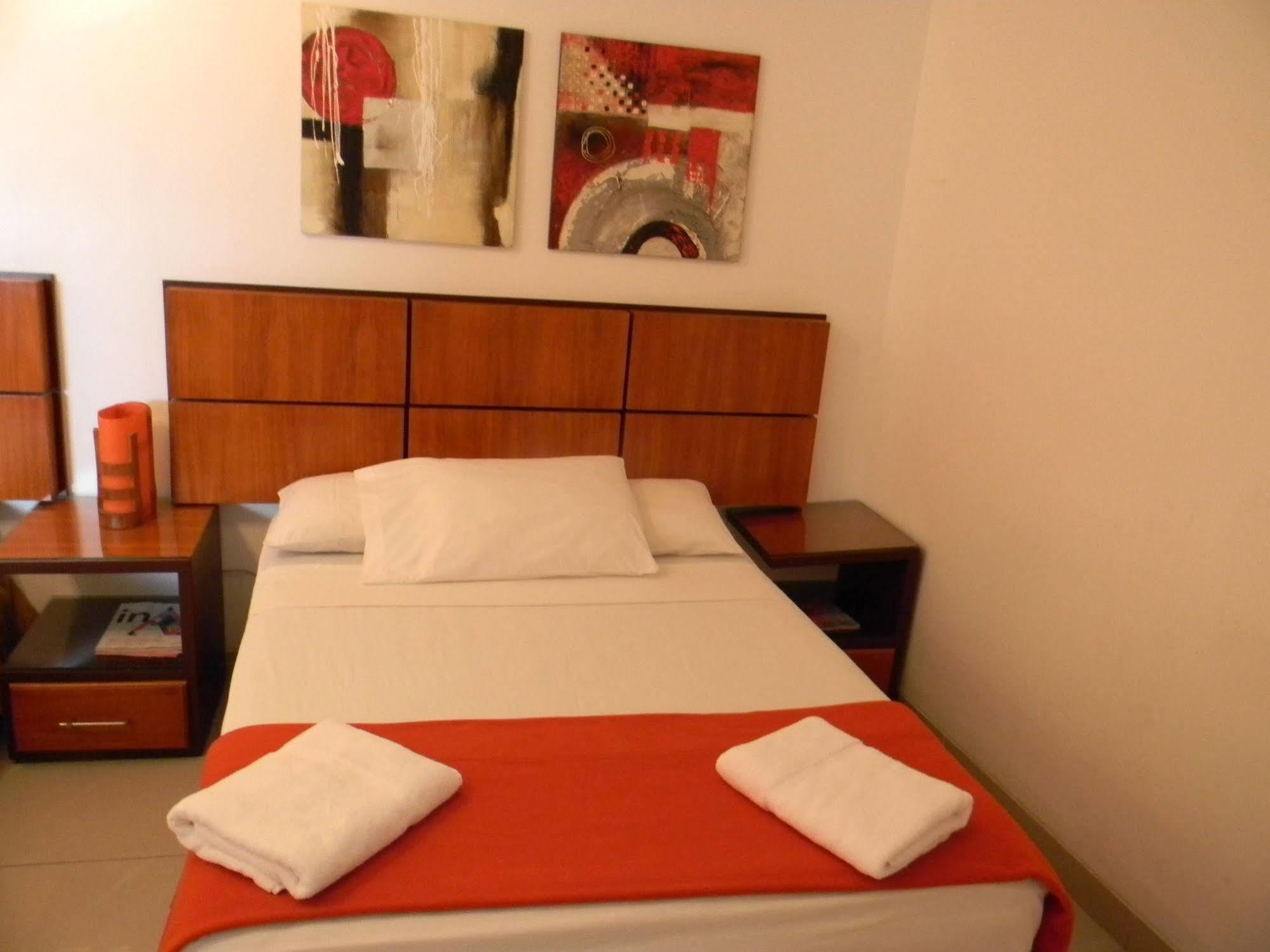 Hoteles En Guayaquil - Suites Guayaquil Cerca Del Aeropuerto Luaran gambar