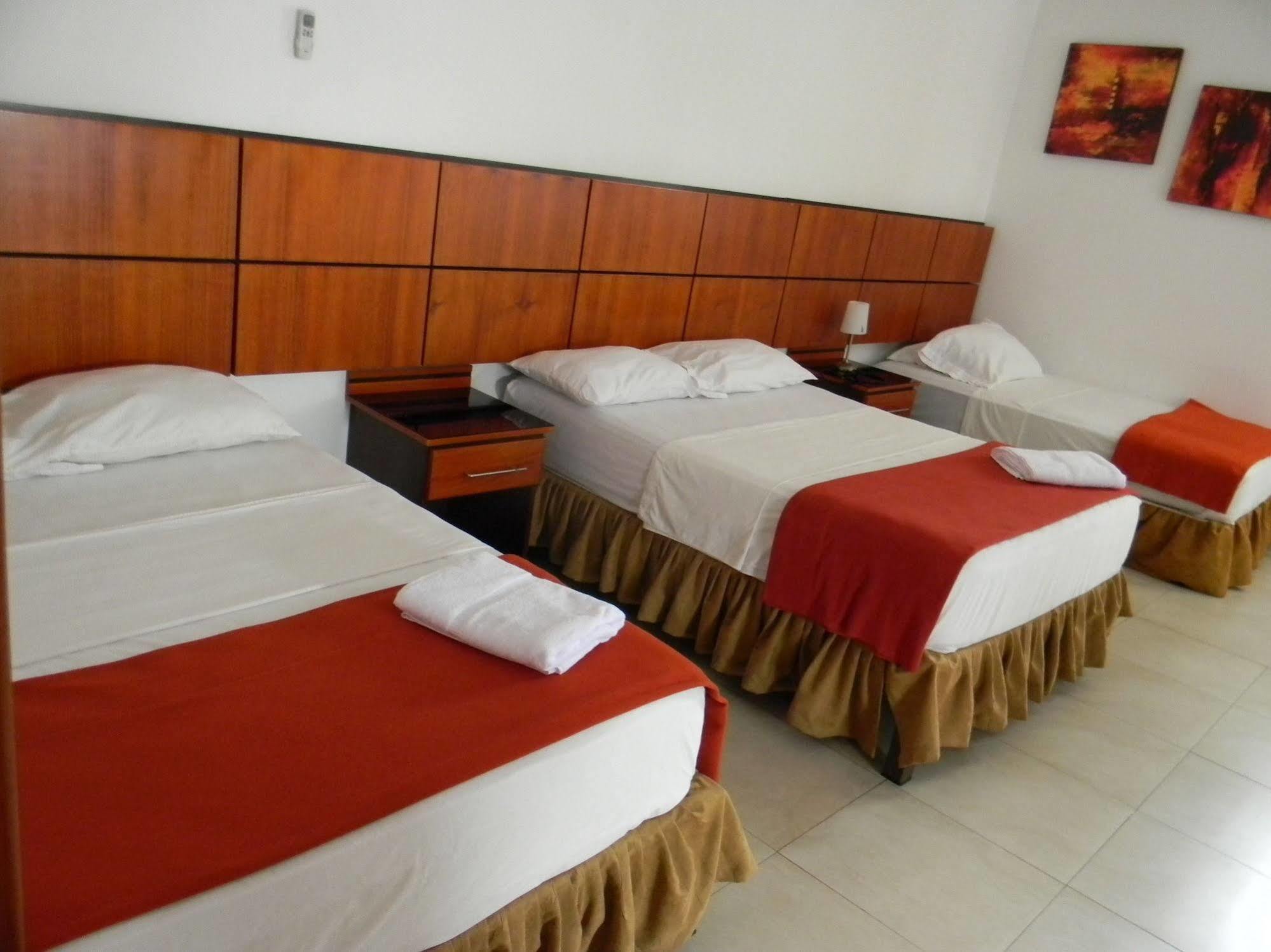 Hoteles En Guayaquil - Suites Guayaquil Cerca Del Aeropuerto Luaran gambar